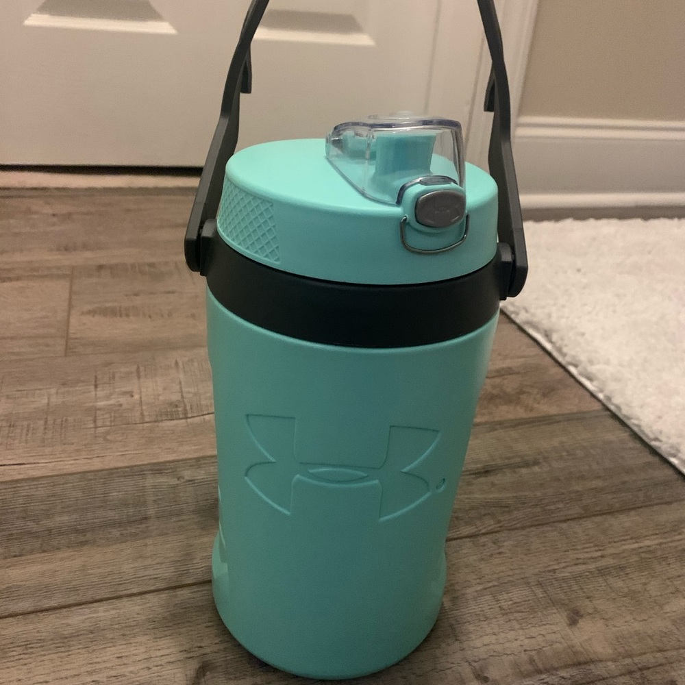 64 oz Under Armour Thermos